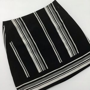 The Limited NWT Stripes Black White Skirt women’s Size Small